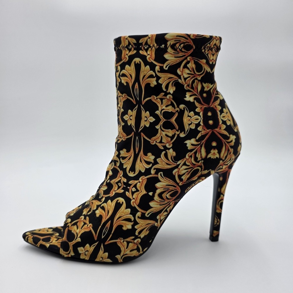 CAPE ROBBIN Baroque Ankle Booties Womens Sz 6.5 Black‎ & Gold Peep Toe High Heel